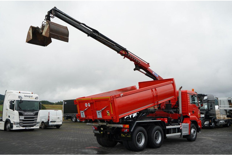 MAN TGS 26.400 / 6x4 / WYWROTKA 2 STRONNA + HDS HMF 1530 K2 / HYDR - Самосвал камион, Камион с кран: снимка 4 MAN TGS 26.400 / 6x4 / WYWROTKA 2 STRONNA + HDS HMF 1530 K2 / HYDR - Самосвал камион, Камион с кран: снимка 4