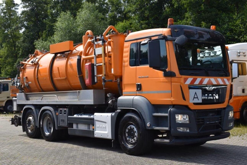 MAN TGS 26.440 - Vacuum truck - Каналопочистваща машина: снимка 2 MAN TGS 26.440 - Vacuum truck - Каналопочистваща машина: снимка 2