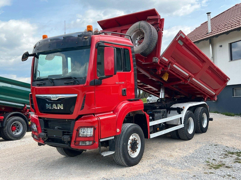 MAN TGS 33.480 6x6 B Tipper - Самосвал камион: снимка 3 MAN TGS 33.480 6x6 B Tipper - Самосвал камион: снимка 3