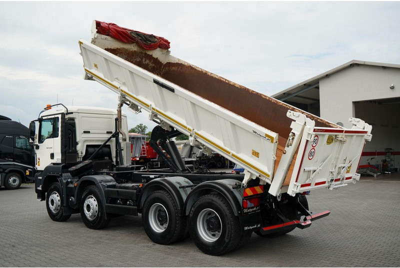 MAN TGS 35.440 / 8X4 / WYWROTKA 2 STR. / HYDROBURTA / BORDMATIC / ZA - Самосвал камион: снимка 3 MAN TGS 35.440 / 8X4 / WYWROTKA 2 STR. / HYDROBURTA / BORDMATIC / ZA - Самосвал камион: снимка 3