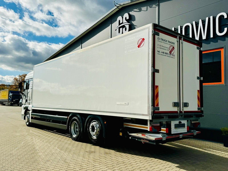MAN TGX 26.440 // E6 // chłodnia z windą // 22 Epal // sypialka - Рефрижератор камион: снимка 4 MAN TGX 26.440 // E6 // chłodnia z windą // 22 Epal // sypialka - Рефрижератор камион: снимка 4