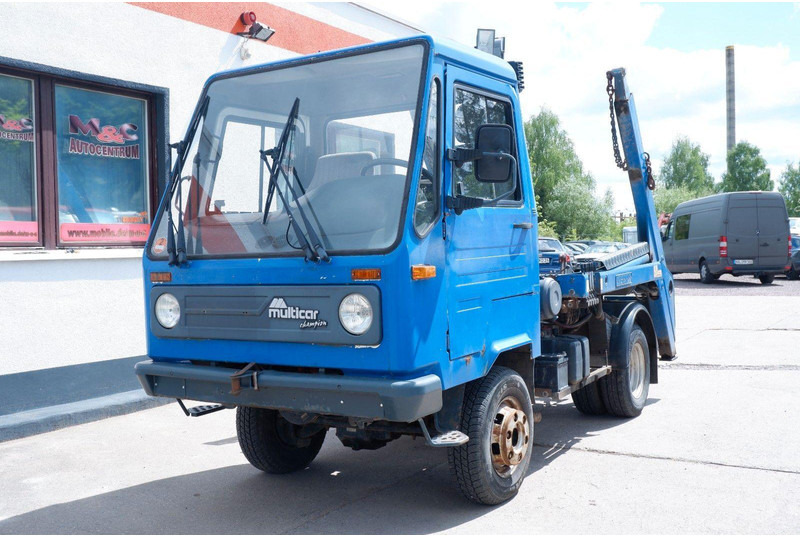 MULTICAR Champion 4x4 - Skip loader - Мултилифт за контейнери камион: снимка 2 MULTICAR Champion 4x4 - Skip loader - Мултилифт за контейнери камион: снимка 2