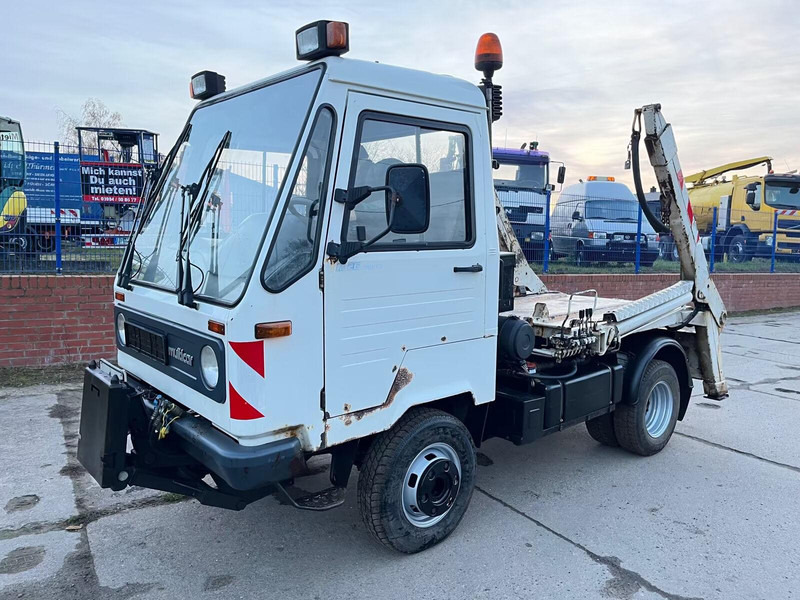 MULTICAR M26 Profi Line - Skip loader truck - Мултилифт за контейнери камион: снимка 1 MULTICAR M26 Profi Line - Skip loader truck - Мултилифт за контейнери камион: снимка 1