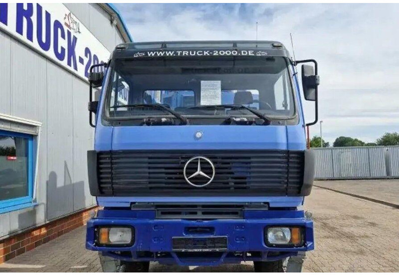 Mercedes-Benz 1831 4x4 Betonvágó - Техника за слагане на асфалт: снимка 4 Mercedes-Benz 1831 4x4 Betonvágó - Техника за слагане на асфалт: снимка 4