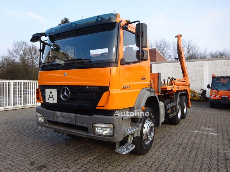 Mercedes-Benz 2633 Axor - Skip loader - Мултилифт за контейнери камион: снимка 1 Mercedes-Benz 2633 Axor - Skip loader - Мултилифт за контейнери камион: снимка 1