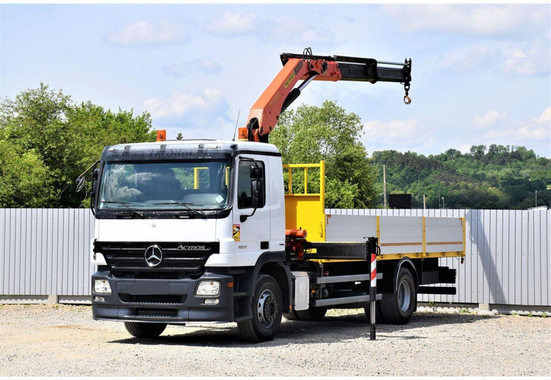 Mercedes-Benz ACTROS 1832 - Самосвал камион, Камион с кран: снимка 2 Mercedes-Benz ACTROS 1832 - Самосвал камион, Камион с кран: снимка 2