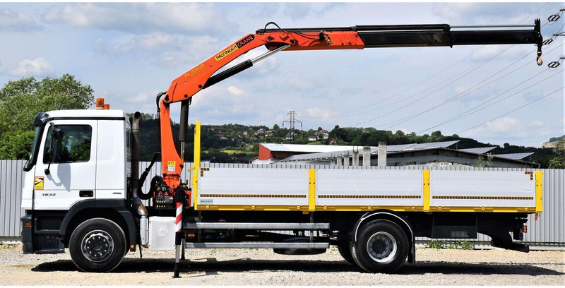 Mercedes-Benz ACTROS 1832 - Самосвал камион, Камион с кран: снимка 5 Mercedes-Benz ACTROS 1832 - Самосвал камион, Камион с кран: снимка 5