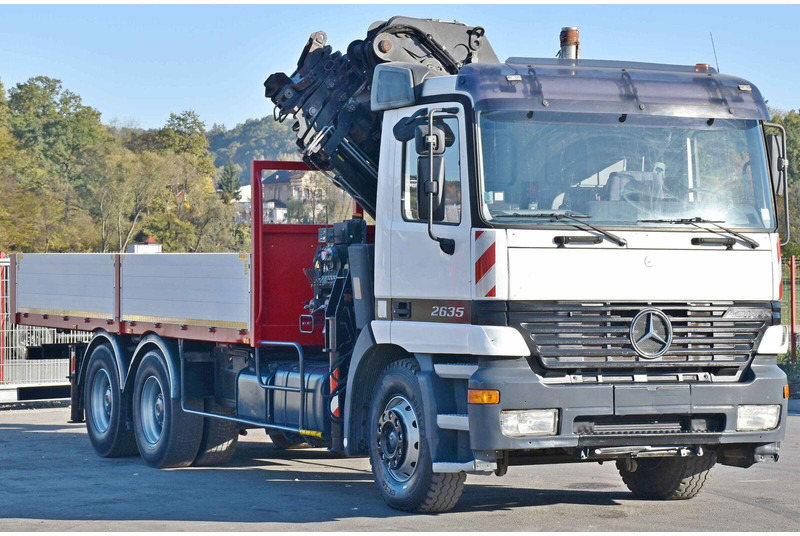 Mercedes-Benz ACTROS 2635 Pritsche - Бордови камион, Камион с кран: снимка 3 Mercedes-Benz ACTROS 2635 Pritsche - Бордови камион, Камион с кран: снимка 3