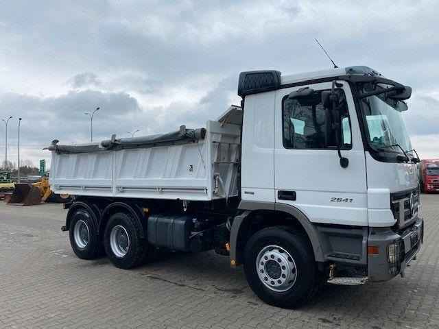 Mercedes-Benz ACTROS 2641 - Самосвал камион: снимка 4 Mercedes-Benz ACTROS 2641 - Самосвал камион: снимка 4