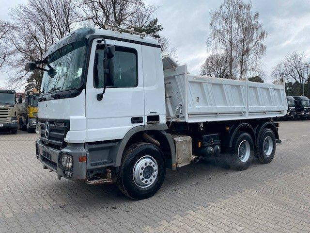 Mercedes-Benz ACTROS 2641 - Самосвал камион: снимка 3 Mercedes-Benz ACTROS 2641 - Самосвал камион: снимка 3