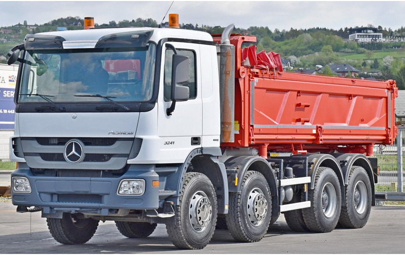 Mercedes-Benz ACTROS 3241 Kipper 5,70m + BORDMATIC / 8x4 - Самосвал камион: снимка 2 Mercedes-Benz ACTROS 3241 Kipper 5,70m + BORDMATIC / 8x4 - Самосвал камион: снимка 2