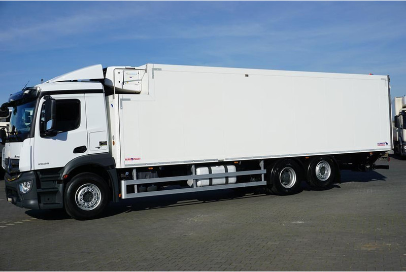 Mercedes-Benz ANTOS / 2535 / EURO 6 / CHŁODNIA + WINDA / 23 PALETY / OŚ SKRĘTN - Рефрижератор камион: снимка 3 Mercedes-Benz ANTOS / 2535 / EURO 6 / CHŁODNIA + WINDA / 23 PALETY / OŚ SKRĘTN - Рефрижератор камион: снимка 3
