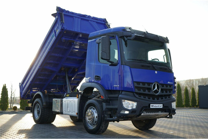 Mercedes-Benz AROCS 1853 / 4X2 / WYWROTKA 3 STRONNA / MEILLER KIPER / EURO 6 / - Самосвал камион: снимка 1 Mercedes-Benz AROCS 1853 / 4X2 / WYWROTKA 3 STRONNA / MEILLER KIPER / EURO 6 / - Самосвал камион: снимка 1