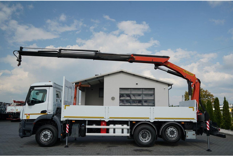 Mercedes-Benz AROCS 2643 - Бордови камион, Камион с кран: снимка 4 Mercedes-Benz AROCS 2643 - Бордови камион, Камион с кран: снимка 4