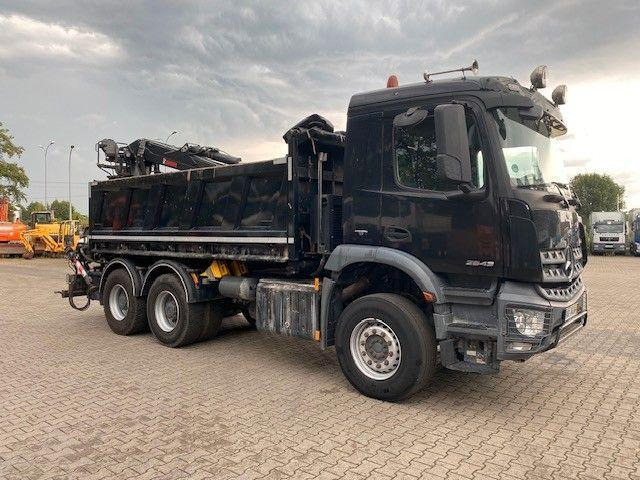 Mercedes-Benz AROCS 2643 - Самосвал камион, Камион с кран: снимка 3 Mercedes-Benz AROCS 2643 - Самосвал камион, Камион с кран: снимка 3