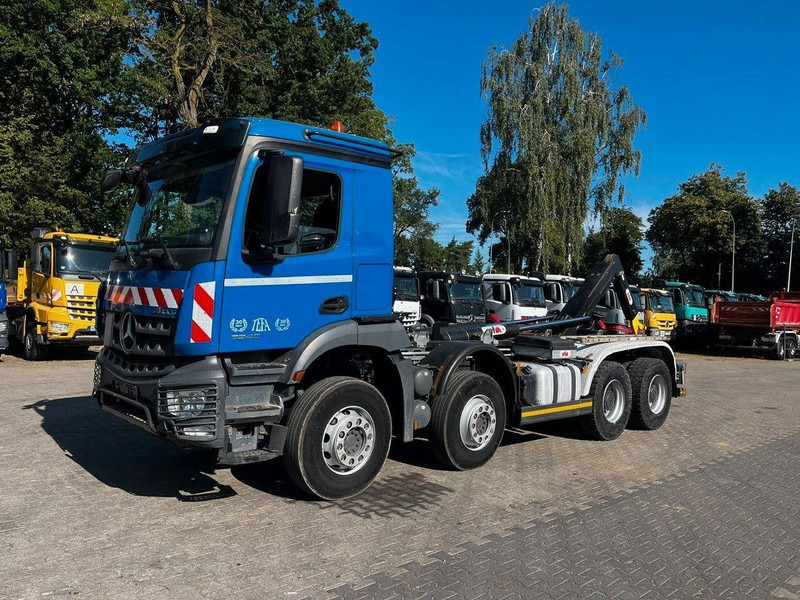 Mercedes-Benz AROCS 3246 8X4 ABROLLKIPPER HYVALIFT 26.57 - Мултилифт с кука камион: снимка 3 Mercedes-Benz AROCS 3246 8X4 ABROLLKIPPER HYVALIFT 26.57 - Мултилифт с кука камион: снимка 3