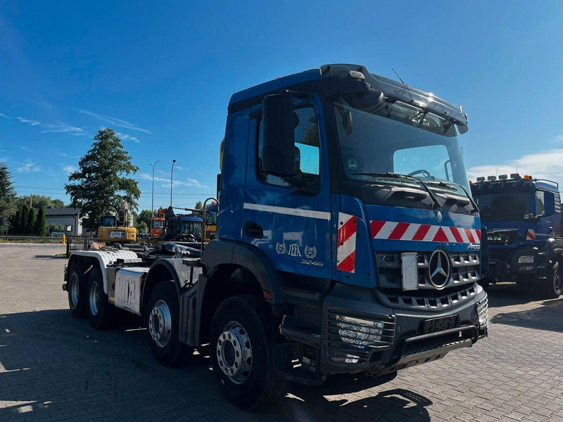 Mercedes-Benz AROCS 3246 8X4 ABROLLKIPPER HYVALIFT 26.57 - Мултилифт с кука камион: снимка 5 Mercedes-Benz AROCS 3246 8X4 ABROLLKIPPER HYVALIFT 26.57 - Мултилифт с кука камион: снимка 5