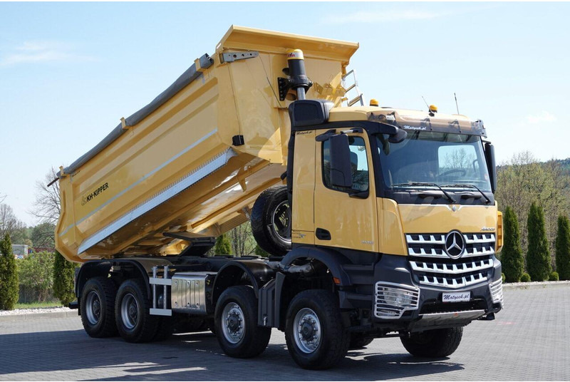 Лизинг на Mercedes-Benz AROCS 4145 / 8x8 / WYWROTKA TYLNOZSYPOWA / KH KIPPER  / EURO 6 Mercedes-Benz AROCS 4145 / 8x8 / WYWROTKA TYLNOZSYPOWA / KH KIPPER  / EURO 6: снимка 11