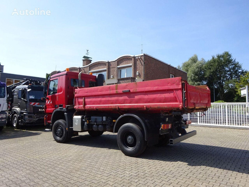 Mercedes-Benz Actros 1832 - 3 way tipper - Самосвал камион: снимка 5 Mercedes-Benz Actros 1832 - 3 way tipper - Самосвал камион: снимка 5