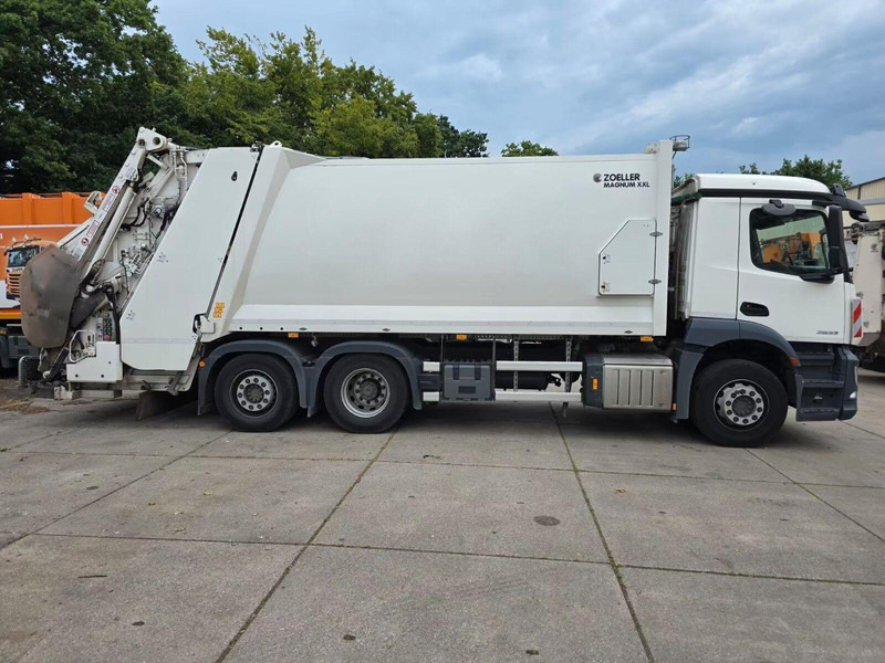 Mercedes-Benz Actros 2533 - Garbage truck - Боклукчийска кола: снимка 3 Mercedes-Benz Actros 2533 - Garbage truck - Боклукчийска кола: снимка 3