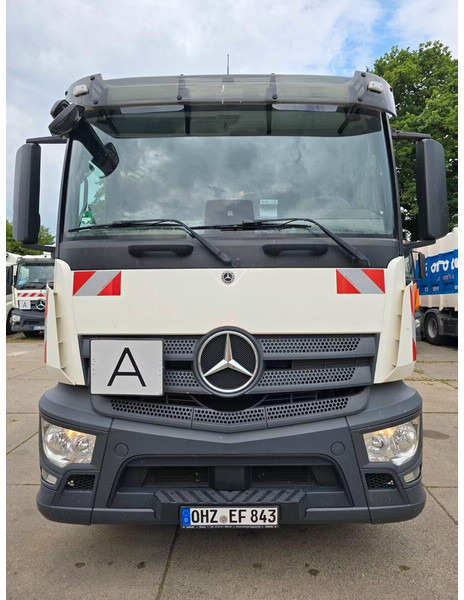 Mercedes-Benz Actros 2533 - Garbage truck - Боклукчийска кола: снимка 4 Mercedes-Benz Actros 2533 - Garbage truck - Боклукчийска кола: снимка 4