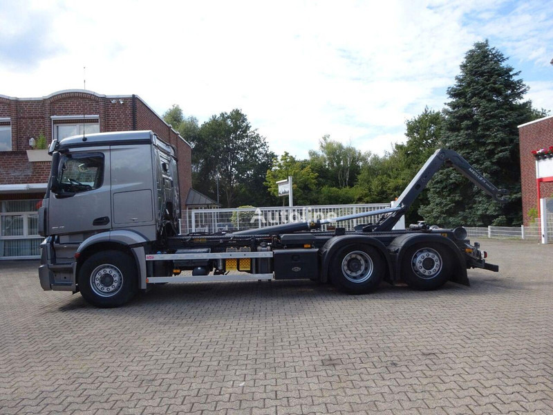 Mercedes-Benz Actros 2545 Hook lift truck 6x2 - Мултилифт с кука камион, Камион с кран: снимка 4 Mercedes-Benz Actros 2545 Hook lift truck 6x2 - Мултилифт с кука камион, Камион с кран: снимка 4