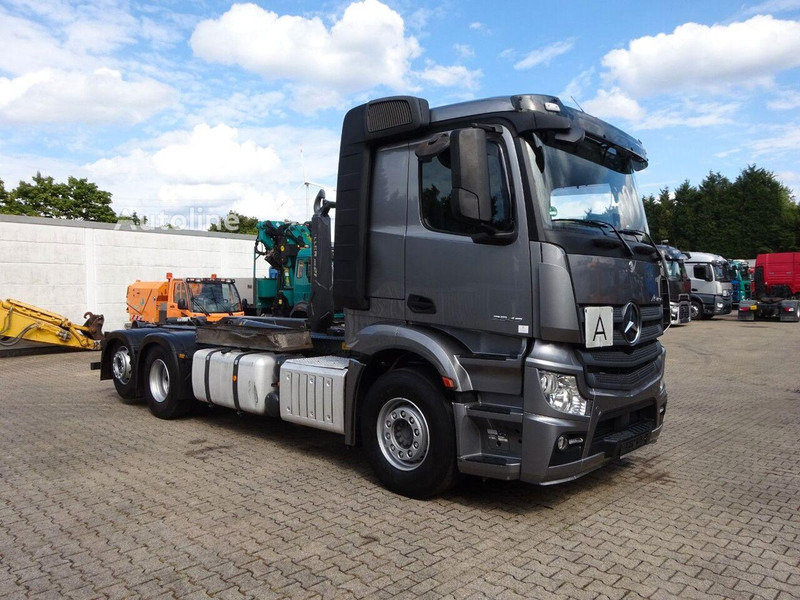 Mercedes-Benz Actros 2545 Hook lift truck 6x2 - Мултилифт с кука камион, Камион с кран: снимка 3 Mercedes-Benz Actros 2545 Hook lift truck 6x2 - Мултилифт с кука камион, Камион с кран: снимка 3