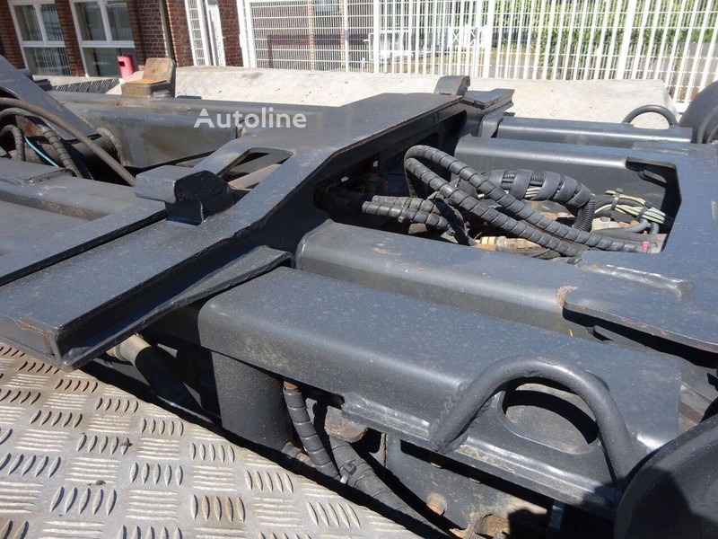 Мултилифт с кука камион, Камион с кран Mercedes-Benz Actros 3244 - Hook lift truck 8x4: снимка 16 Мултилифт с кука камион, Камион с кран Mercedes-Benz Actros 3244 - Hook lift truck 8x4: снимка 16