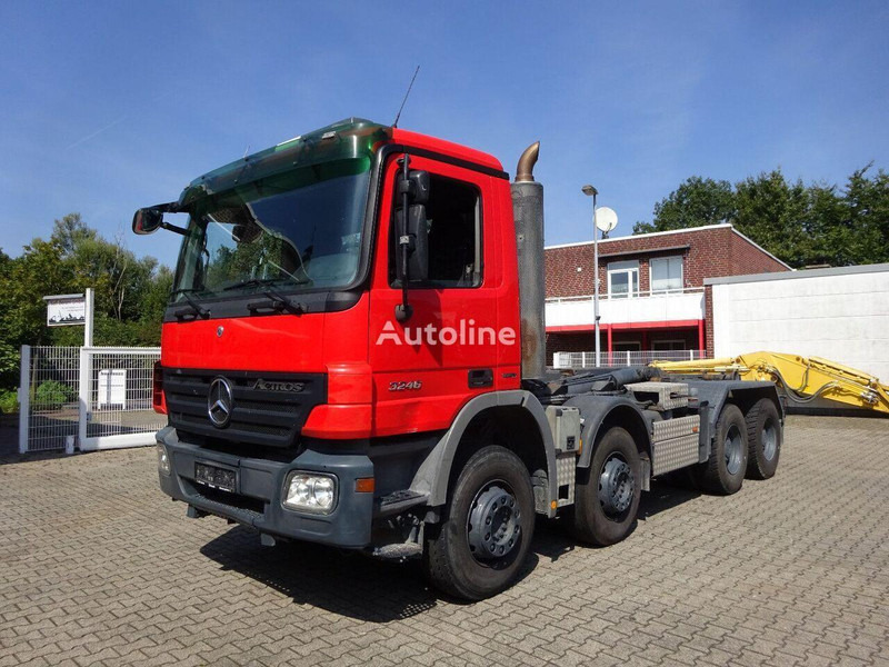 Mercedes-Benz Actros 3246 - Hook lift truck - Мултилифт с кука камион: снимка 1 Mercedes-Benz Actros 3246 - Hook lift truck - Мултилифт с кука камион: снимка 1