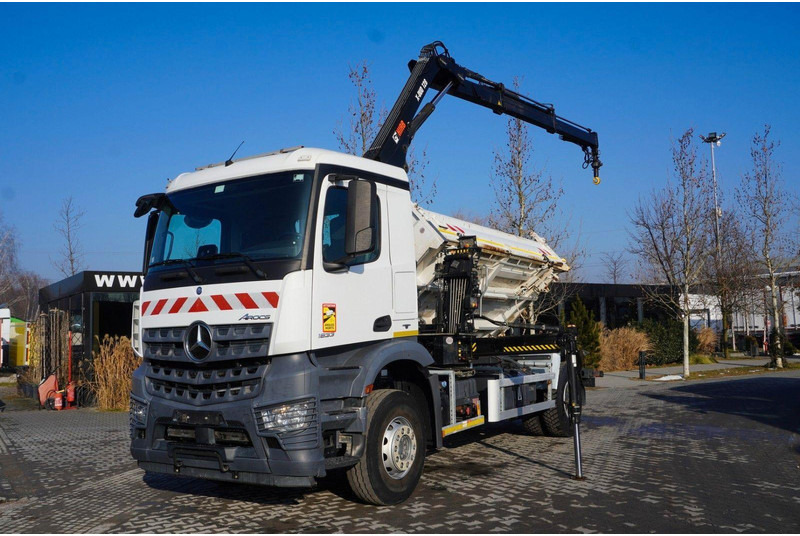Mercedes-Benz Arocs 1833 3-Way Tipper Crane HIAB X-DUO 128 B - Самосвал камион, Камион с кран: снимка 3 Mercedes-Benz Arocs 1833 3-Way Tipper Crane HIAB X-DUO 128 B - Самосвал камион, Камион с кран: снимка 3