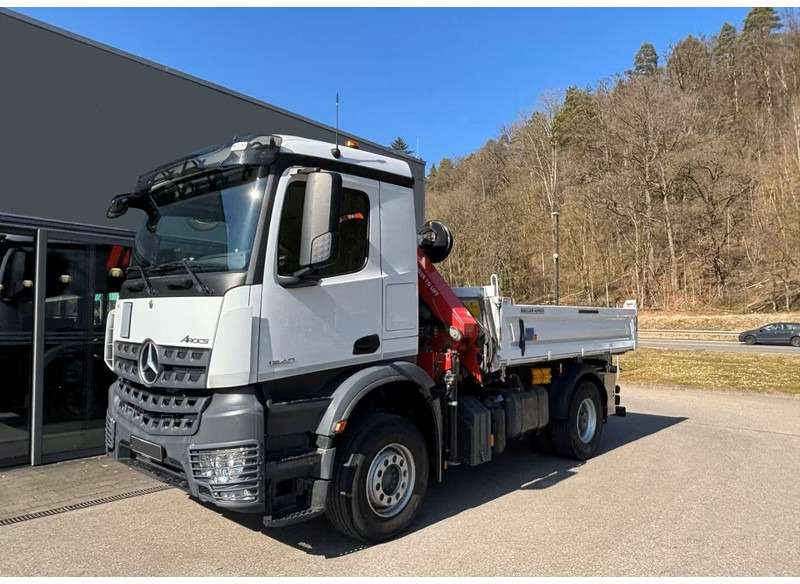 Mercedes-Benz Arocs 1840 - 3 way tipper truck + crane - Самосвал камион, Камион с кран: снимка 1 Mercedes-Benz Arocs 1840 - 3 way tipper truck + crane - Самосвал камион, Камион с кран: снимка 1