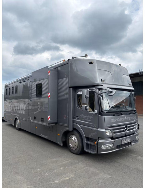 Mercedes-Benz Atego 1529 - Horse transporter - Камион за коне: снимка 2 Mercedes-Benz Atego 1529 - Horse transporter - Камион за коне: снимка 2