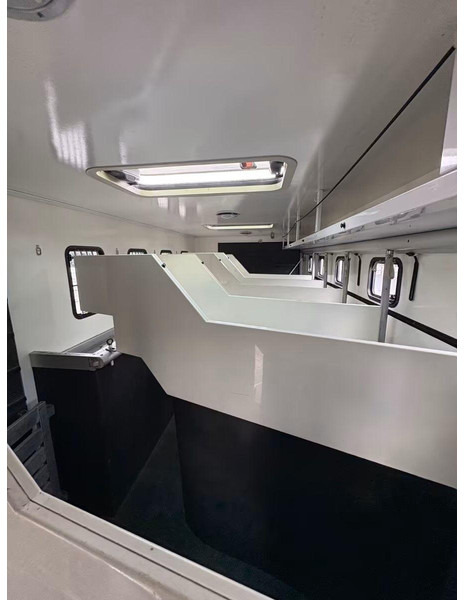 Mercedes-Benz Atego 1529 - Horse transporter - Камион за коне: снимка 5 Mercedes-Benz Atego 1529 - Horse transporter - Камион за коне: снимка 5