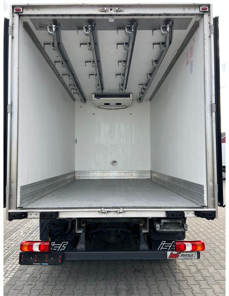 Mercedes-Benz Atego 816 REFRIGERATOR HOOK MEAT ROHRBAHNEN - Рефрижератор камион: снимка 1 Mercedes-Benz Atego 816 REFRIGERATOR HOOK MEAT ROHRBAHNEN - Рефрижератор камион: снимка 1