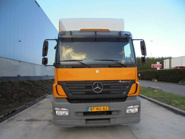 Mercedes-Benz Axor 1829 - Vacuum truck - Каналопочистваща машина: снимка 2 Mercedes-Benz Axor 1829 - Vacuum truck - Каналопочистваща машина: снимка 2