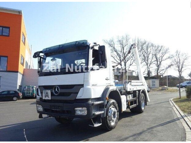 Mercedes-Benz Axor 1833 - Мултилифт за контейнери камион: снимка 5 Mercedes-Benz Axor 1833 - Мултилифт за контейнери камион: снимка 5