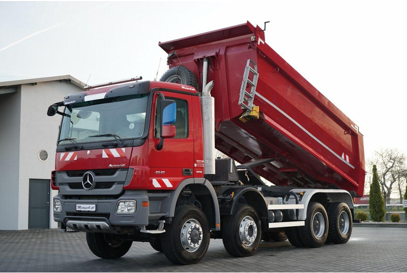 Mercedes-Benz CTROS 4141 / 8X6 / WYWROTKA TYLNOZSYPOWA / MEILLER KIPPER 5.3M / - Самосвал камион: снимка 4 Mercedes-Benz CTROS 4141 / 8X6 / WYWROTKA TYLNOZSYPOWA / MEILLER KIPPER 5.3M / - Самосвал камион: снимка 4