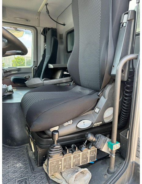 Лизинг на Mercedes-Benz MP 3 2648,6x4,voll-blatt-gefedert,Absetzer Mercedes-Benz MP 3 2648,6x4,voll-blatt-gefedert,Absetzer: снимка 10