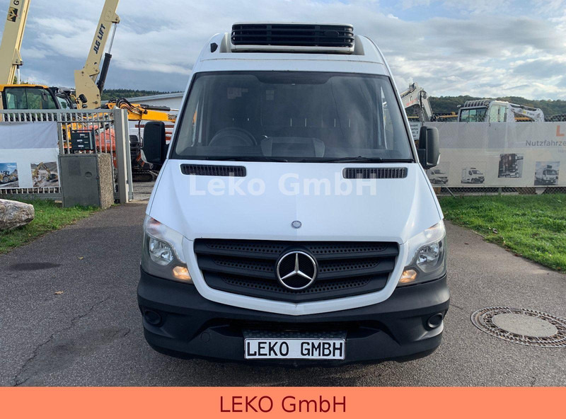 Mercedes-Benz Sprinter 313, Rechtslenker - Хладилен бус: снимка 2 Mercedes-Benz Sprinter 313, Rechtslenker - Хладилен бус: снимка 2