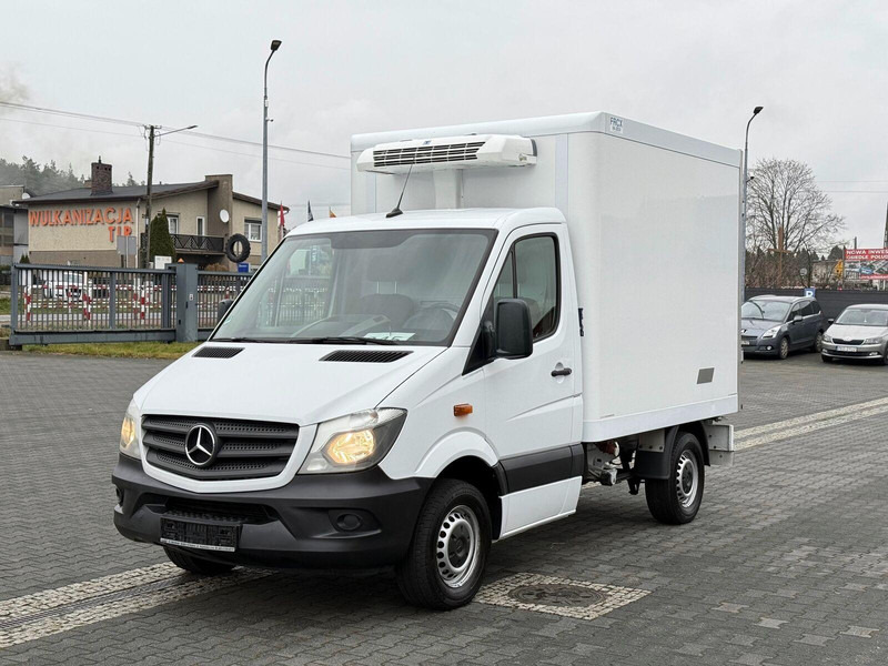 Mercedes-Benz Sprinter 314 Kontener Chłodnia/Mroźnia Hakowa, Hakówka TOP - Хладилен бус: снимка 2 Mercedes-Benz Sprinter 314 Kontener Chłodnia/Mroźnia Hakowa, Hakówka TOP - Хладилен бус: снимка 2