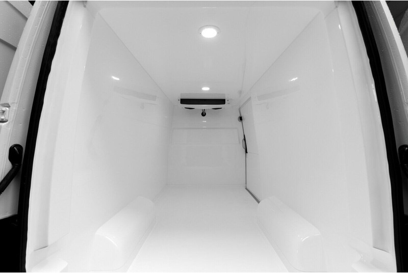 Mercedes-Benz Sprinter 315 - Хладилен бус: снимка 5 Mercedes-Benz Sprinter 315 - Хладилен бус: снимка 5