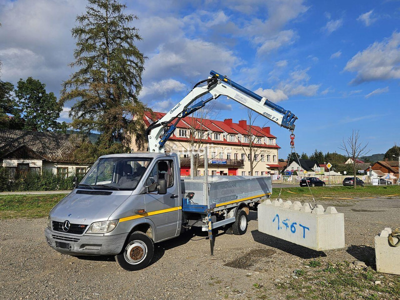 Mercedes-Benz Sprinter 616 Flatbed + crane Cormach - Бордови камион, Камион с кран: снимка 3 Mercedes-Benz Sprinter 616 Flatbed + crane Cormach - Бордови камион, Камион с кран: снимка 3
