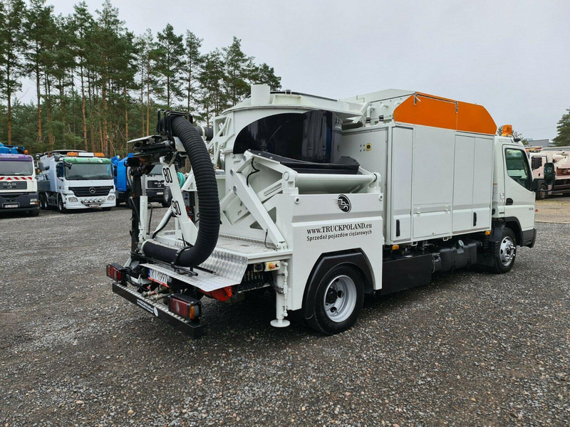 Mitsubishi CANTER Szippantóskocsi - Каналопочистваща машина: снимка 5 Mitsubishi CANTER Szippantóskocsi - Каналопочистваща машина: снимка 5
