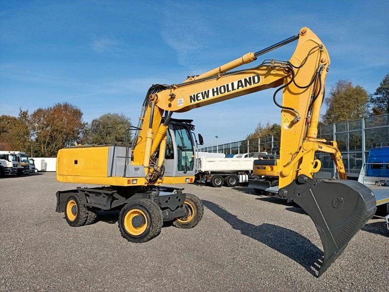 New Holland WE 190 - Колесен багер: снимка 4 New Holland WE 190 - Колесен багер: снимка 4