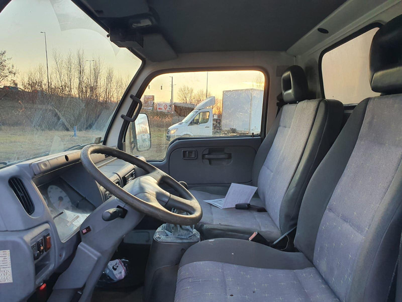 Хладилен бус Nissan Cabstar 3,0 TDi - Thermo King V400 Max frigo: снимка 16