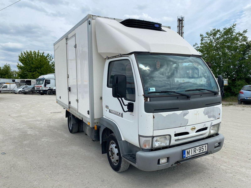 Nissan Cabstar 3,0 tdi Frigo + meat hook - 3,5t - Хладилен бус: снимка 1 Nissan Cabstar 3,0 tdi Frigo + meat hook - 3,5t - Хладилен бус: снимка 1