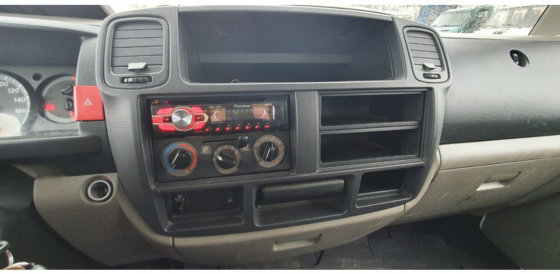 Автовишка Nissan Cabstar 35.12 - ISOLI PT 225 aerial working platform 22,5m - 3,5: снимка 12 Автовишка Nissan Cabstar 35.12 - ISOLI PT 225 aerial working platform 22,5m - 3,5: снимка 12