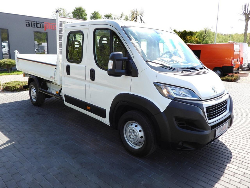Peugeot BOXER WYWROTKA PODWÓJNA KABINA DOKA 7 MIEJSC TEMPOMAT KLIMATYZA - Самосвал камион: снимка 4 Peugeot BOXER WYWROTKA PODWÓJNA KABINA DOKA 7 MIEJSC TEMPOMAT KLIMATYZA - Самосвал камион: снимка 4