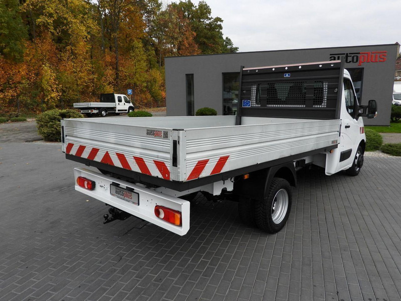 Renault MASTER SKRZYNIA TEMPOMAT NAWIGACJA BLIŹNIACZE KOŁA KLIMATYZACJA - Бордови бус: снимка 3 Renault MASTER SKRZYNIA TEMPOMAT NAWIGACJA BLIŹNIACZE KOŁA KLIMATYZACJA - Бордови бус: снимка 3