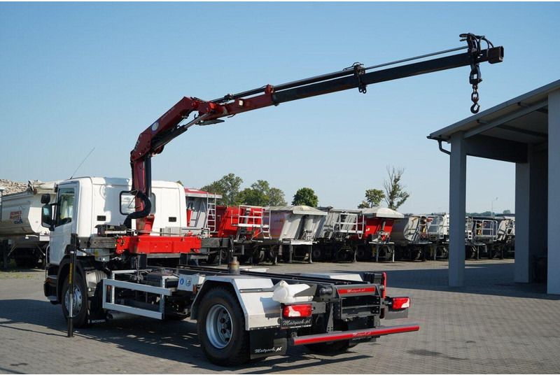 Scania P 280 / 4X2 / SIŁOWNIK DO WYWROTU / + HDS HMF 635 / UDŹWIG 1 500 - Самосвал камион: снимка 3 Scania P 280 / 4X2 / SIŁOWNIK DO WYWROTU / + HDS HMF 635 / UDŹWIG 1 500 - Самосвал камион: снимка 3